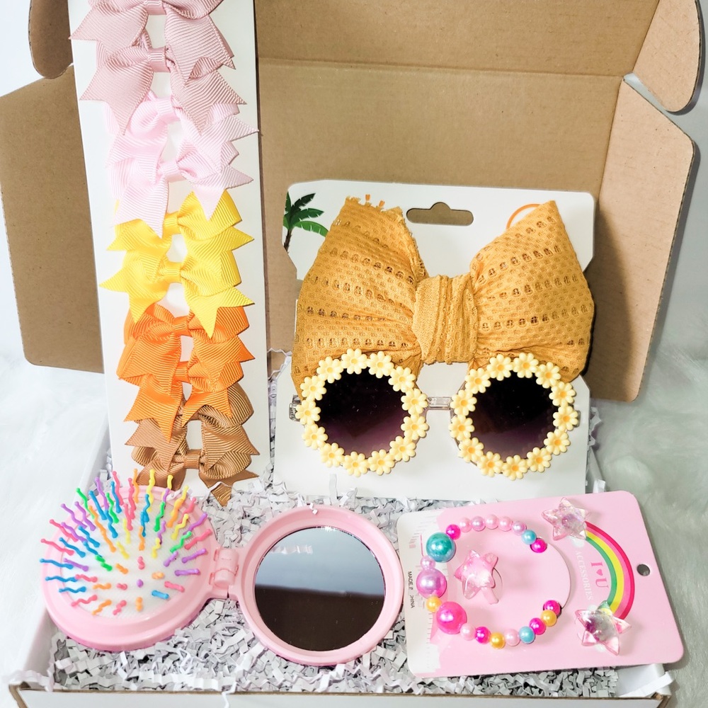 Colorful Kids Accessory Set - Picture 2 of 8